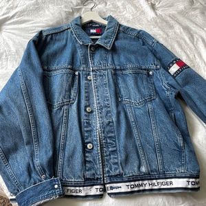 Vintage Tommy Hilfiger oversize denim jacket